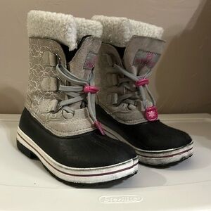 Magellan white Snowflake Suede Rubber faux fur winter snow boots outdoor